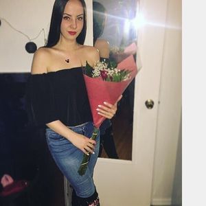 Meet your Posher, Lenka